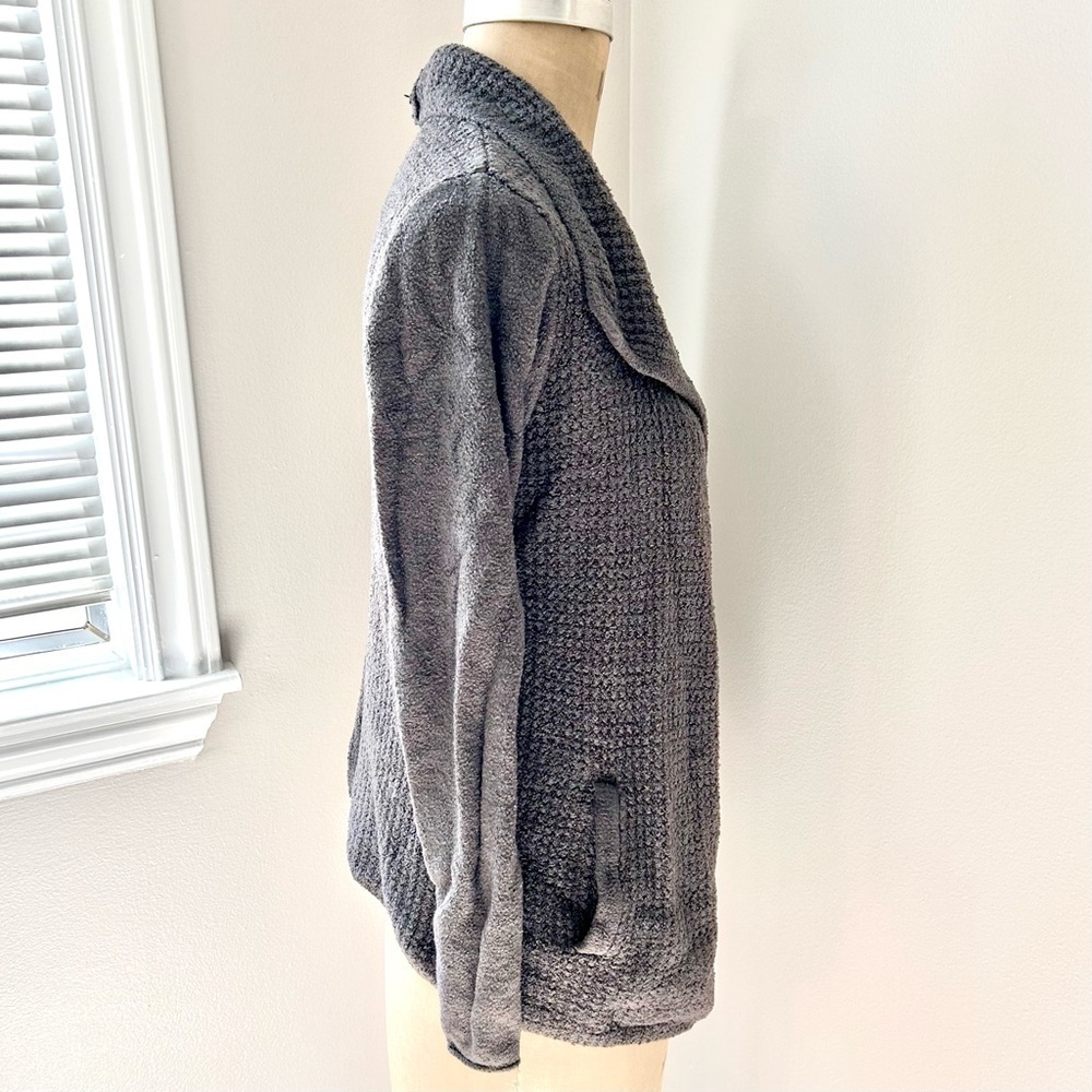 Barefoot Dreams CozyChic Lite Coastal Cardi Flutter Cardigan Carbon dark gray S - Picture 7 of 17